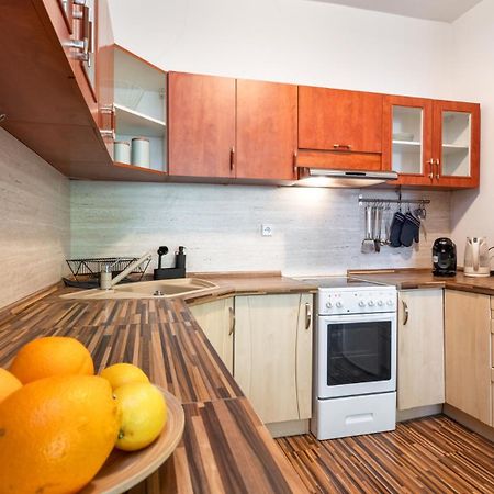 ברטיסלאבה Urbanelegance Escape, Top Location, Private Parking מראה חיצוני תמונה